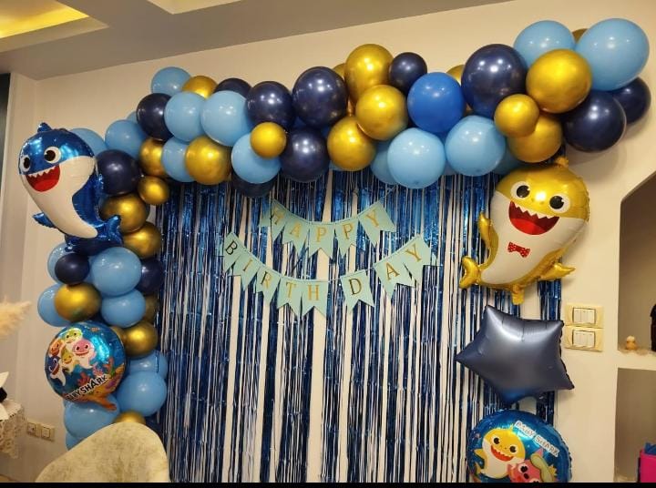 ديكور بالونات بيبي شرك ديكور كامل لاعياد الميلاد خامه مستورده عباره عن 113 قطعه