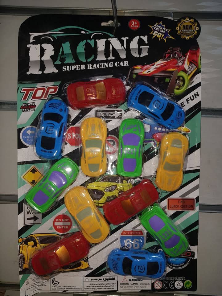 لعبة كارت سيارات وطائرات متعدد الألوان 12 قطعة